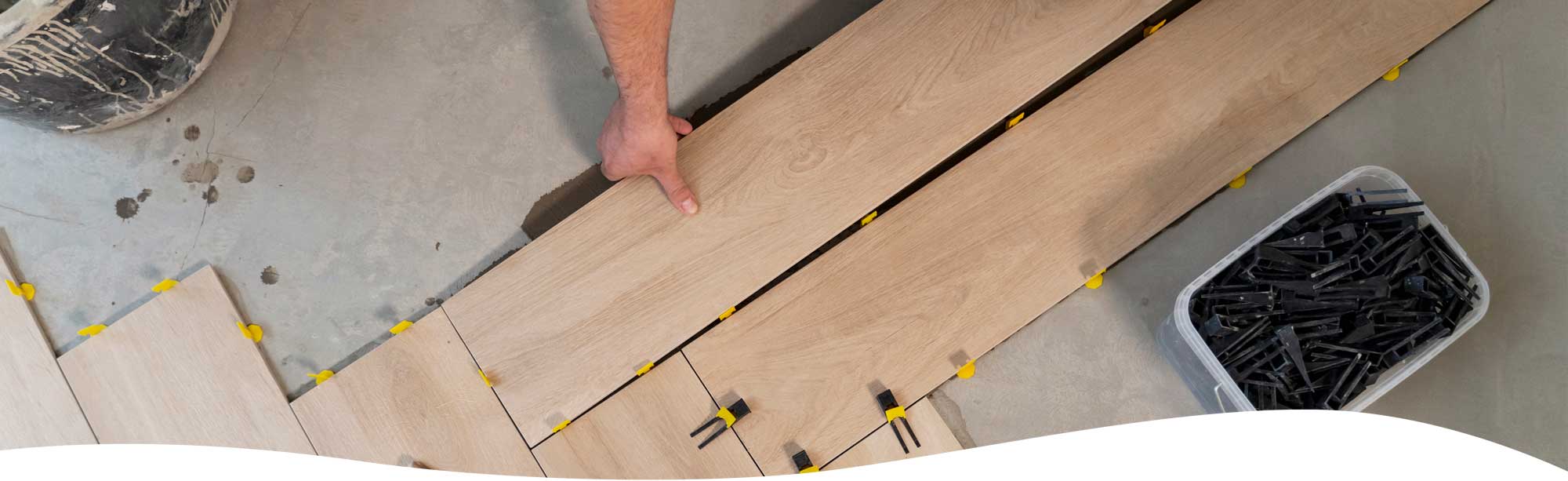 Verlegung von Bodenbelägen – von Laminat bis Vinyl